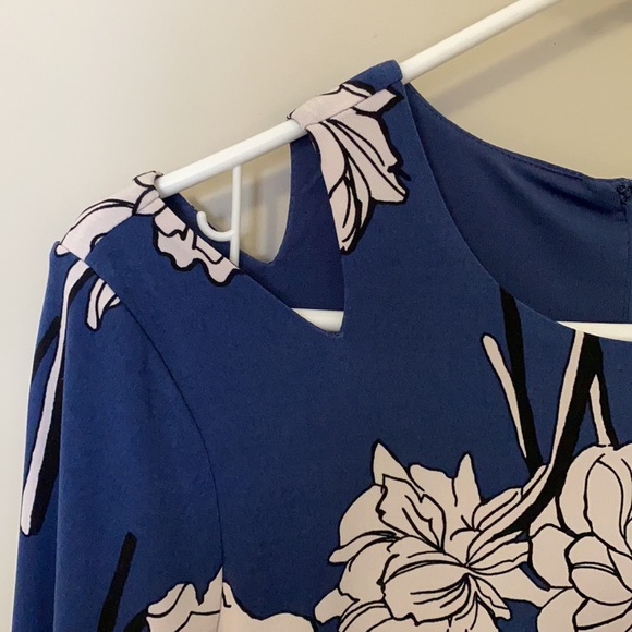 Ivanka Trump floral cold shoulder dress - Picture 3 of 3